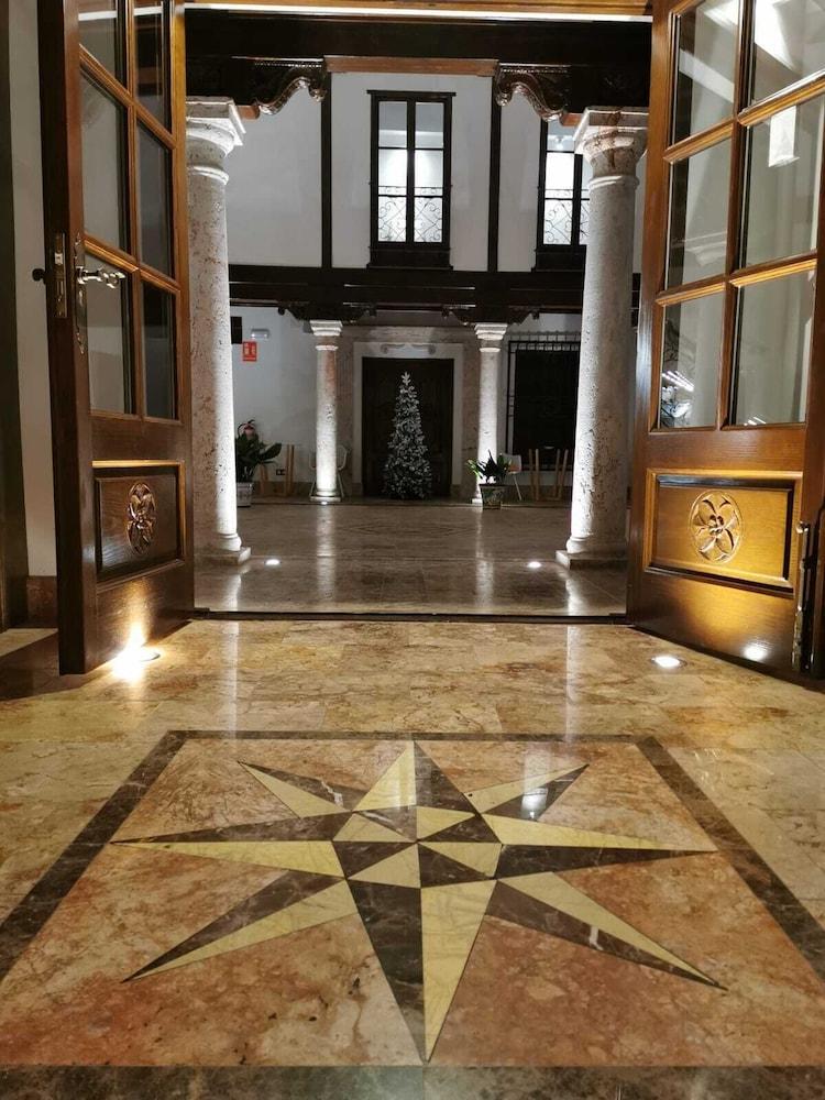 Hotel Qb Almagro Centro Ngoại thất bức ảnh