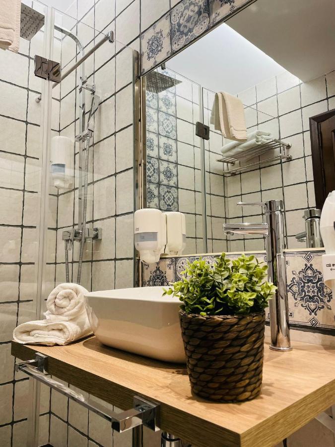 Hotel Qb Almagro Centro Ngoại thất bức ảnh